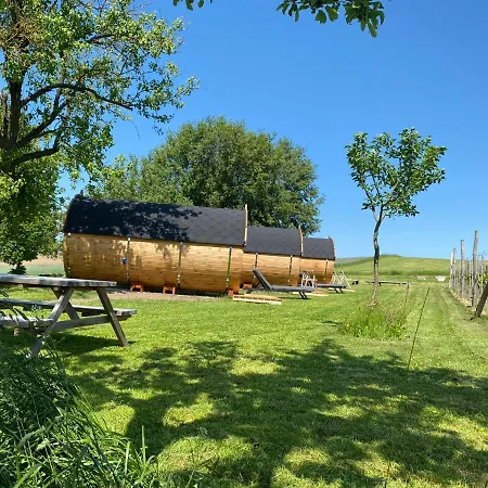 Andrella Auszeithof - Schlaferlebnis Im Holzfass *