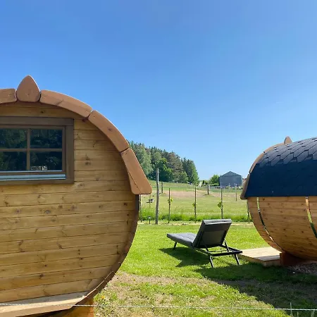 Andrella Auszeithof - Schlaferlebnis Im Holzfass *