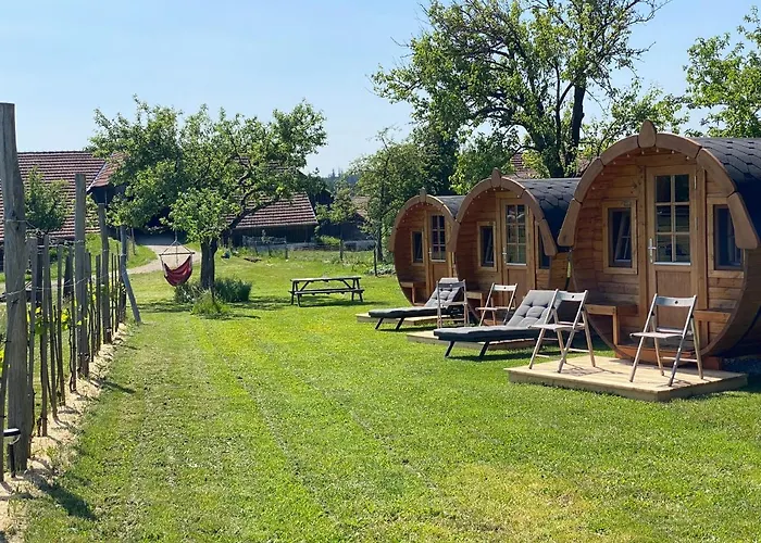 Andrella Auszeithof - Schlaferlebnis Im Holzfass *