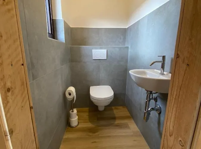 Andrella Auszeithof - Schlaferlebnis Im Holzfass Campsite *