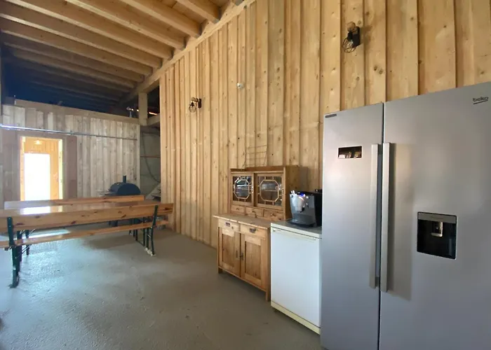 Andrella Auszeithof - Schlaferlebnis Im Holzfass